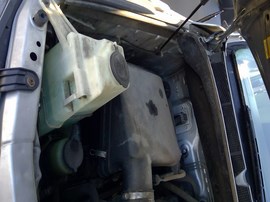 2011 TOYOTA TUNDRA, SILVER, SR5 MODEL, CREW CAB, 5.7L, AT, 4WD. Z26265